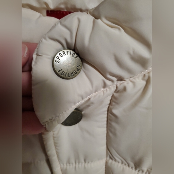 Stylish Men's Beige Puffer Jacket - Picture 9 of 15